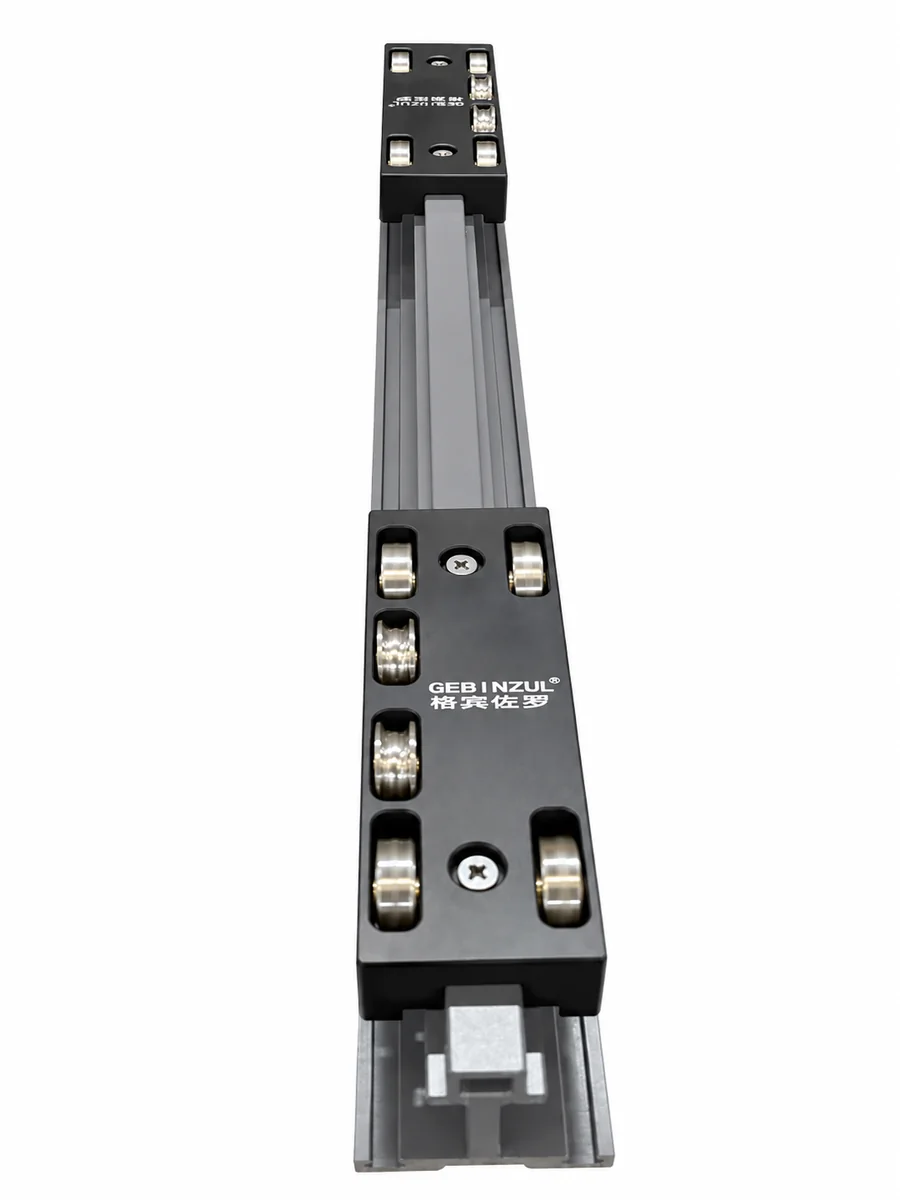 Multi-wheel roller carriage for the 150 panoramic sliding door