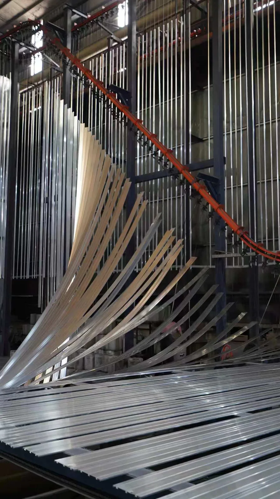 MT Flying aluminium profile surface treatment line